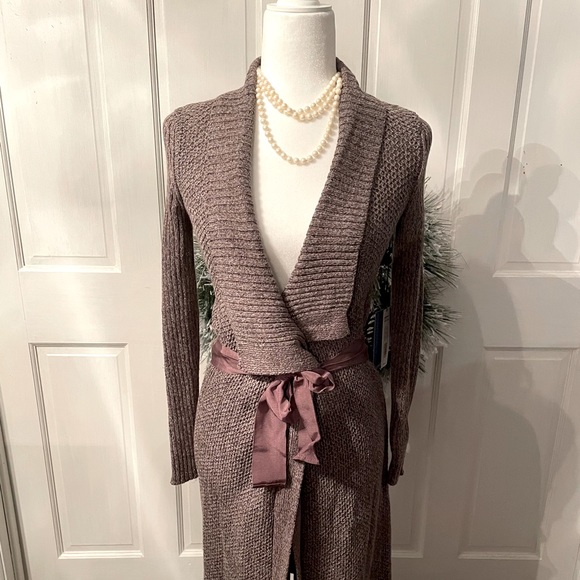 Vera Wang Sweaters - Vera Wang duster sweater